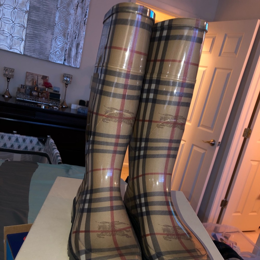 Burberry rain boots
